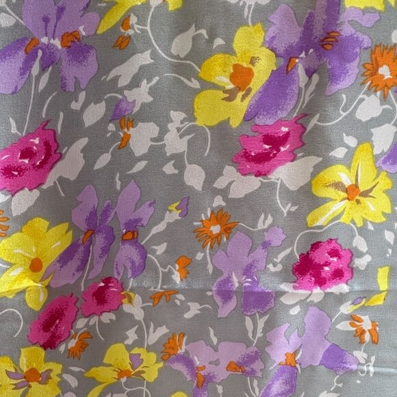Bill Blass Vintage Floral Silk Scarf - Picture 5 of 8